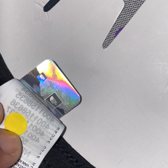 Mens TNF Snap back Cap - Picture 4 of 5